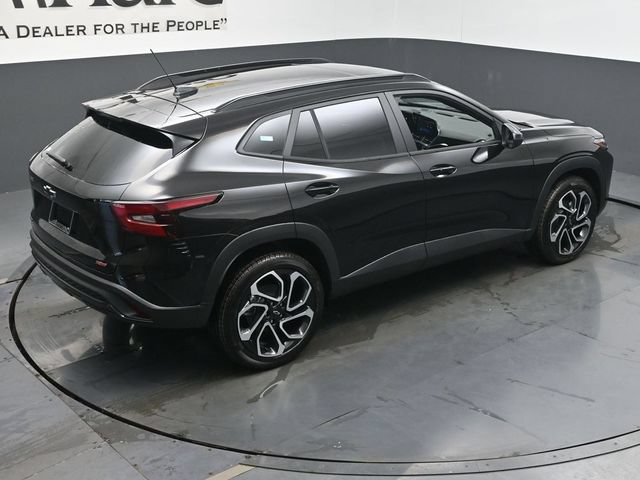 New 2026 Chevrolet Trax RS FWD image 18