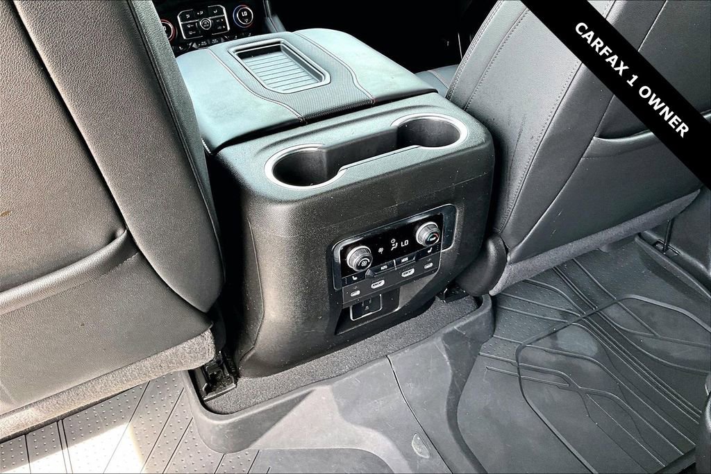 Used 2024 Chevrolet Tahoe RST w/ RST Performance Edition AWD/4WD image 10