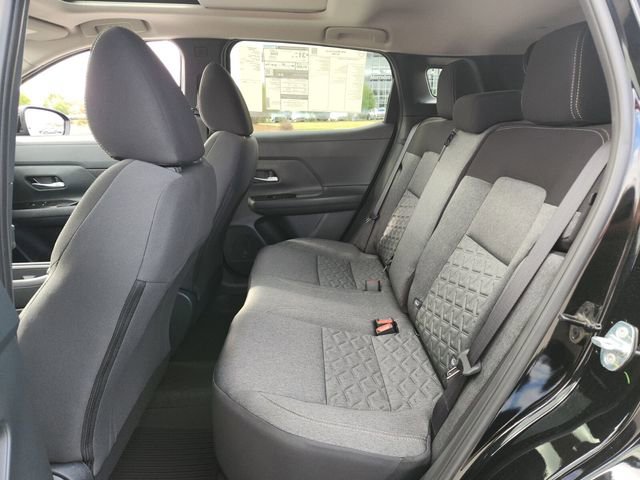 New 2026 Nissan Kicks SV w/ SV Premium Package FWD image 8