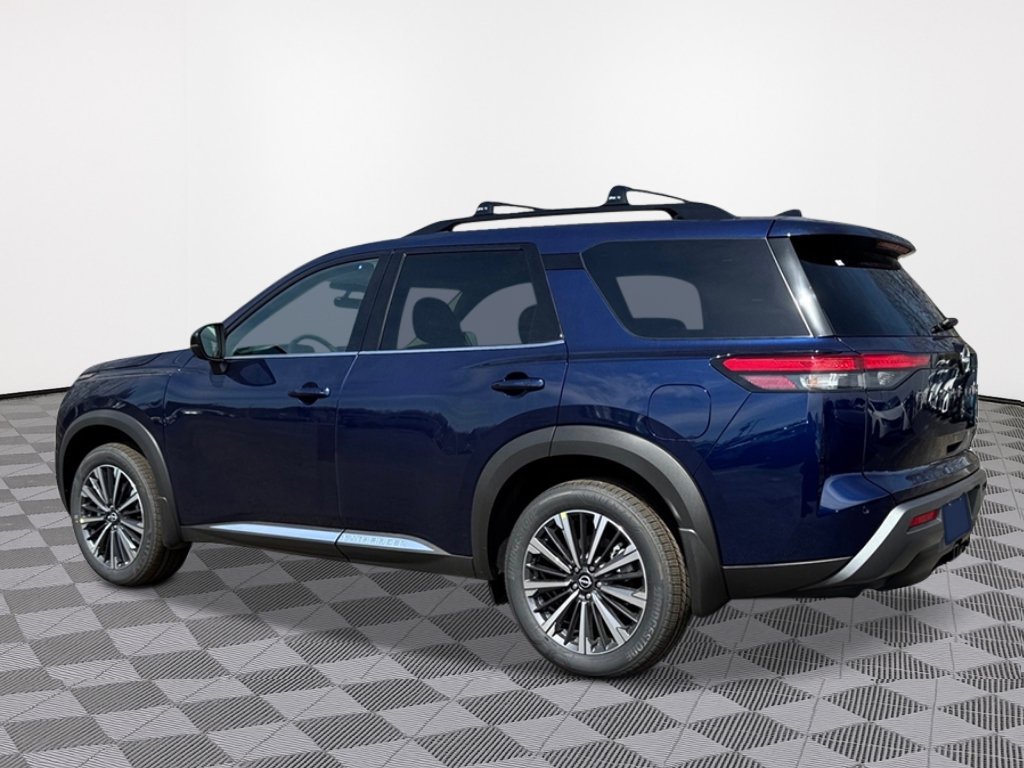 New 2026 Nissan Pathfinder Platinum AWD/4WD image 3
