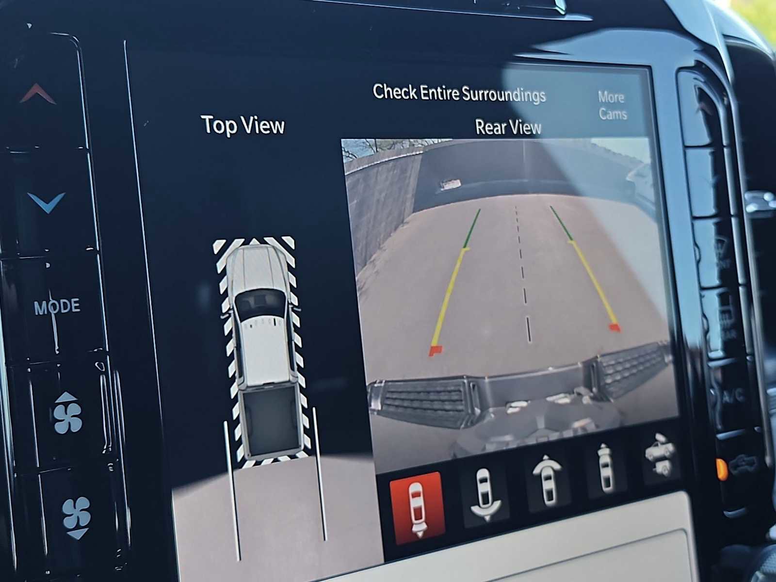 Used 2022 RAM 2500 Laramie AWD/4WD image 24