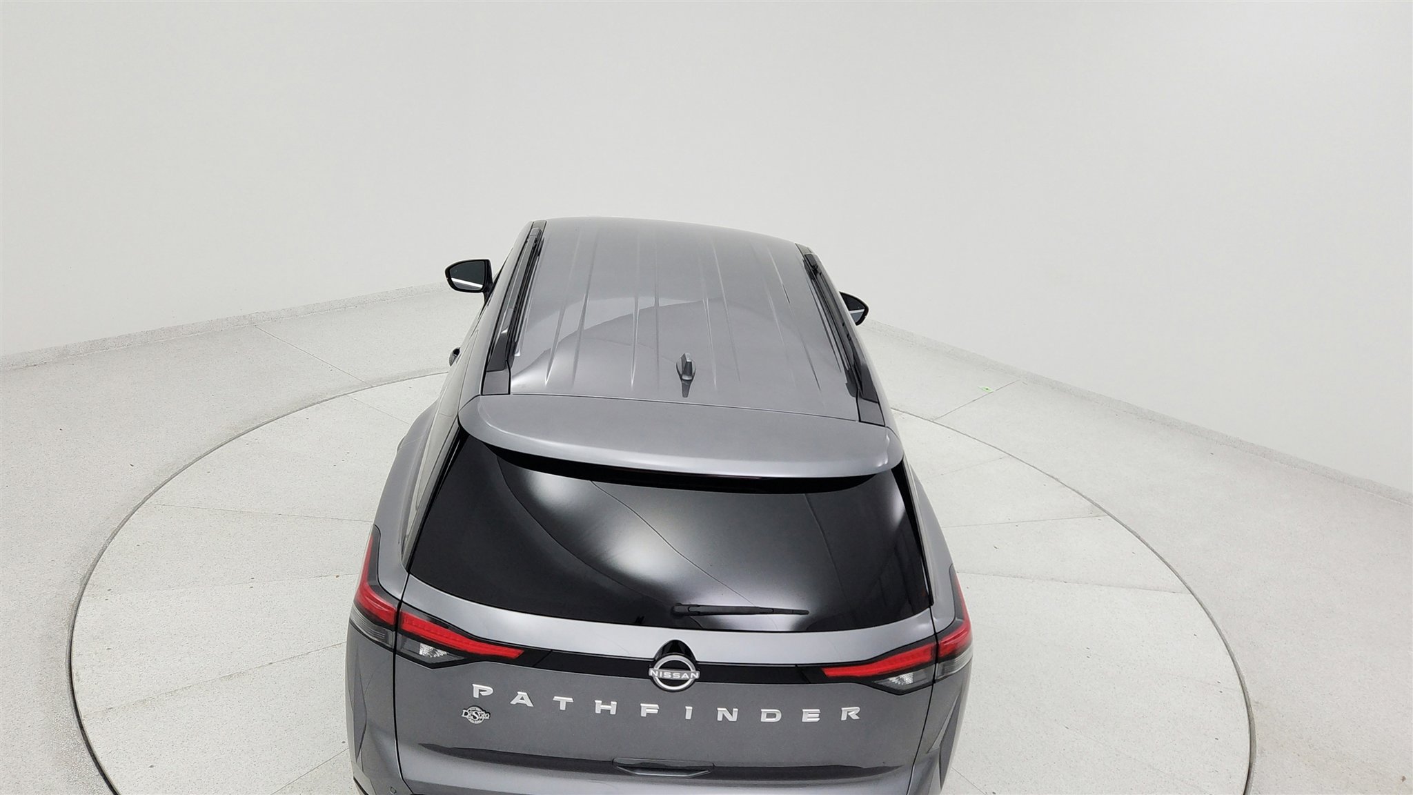 Used 2025 Nissan Pathfinder SV image 15