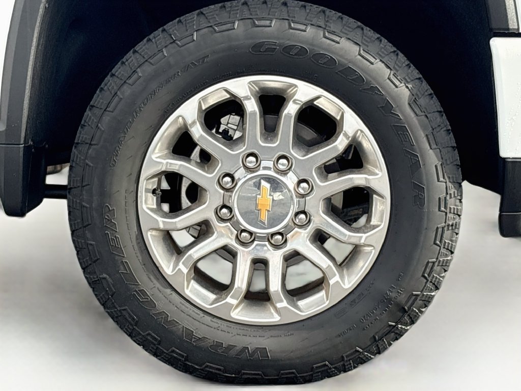 Used 2025 Chevrolet Silverado 2500 LT w/ Z71 Chrome Sport Edition AWD/4WD image 31