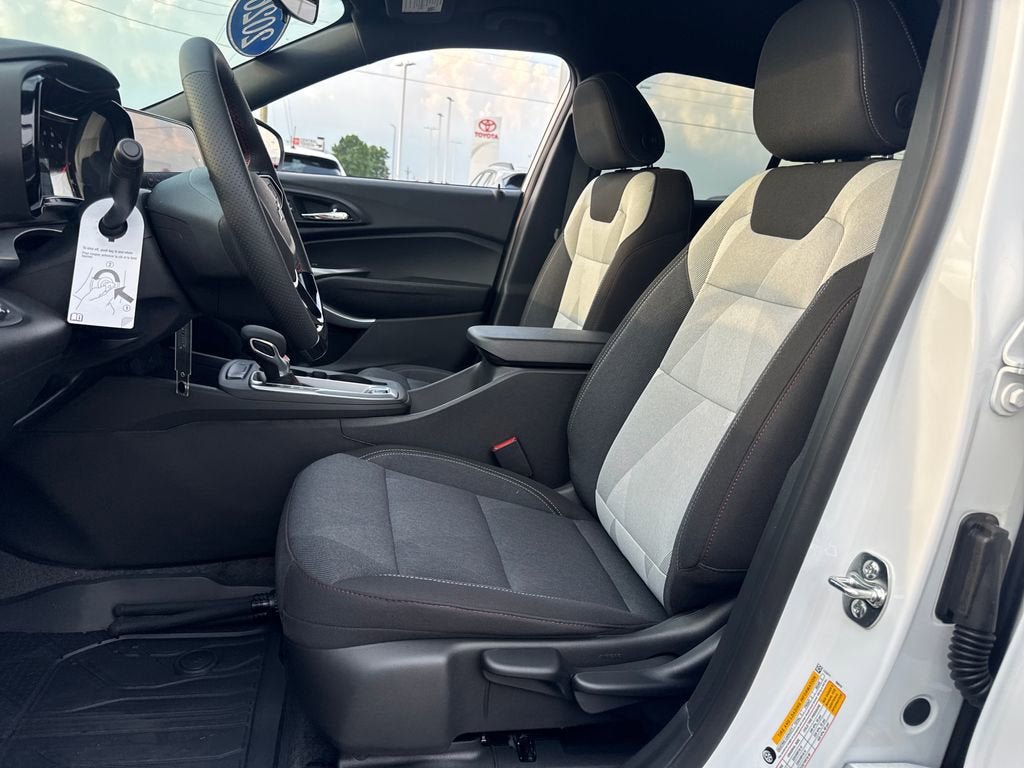 New 2026 Chevrolet Trax RS w/ Driver Confidence Package FWD image 15