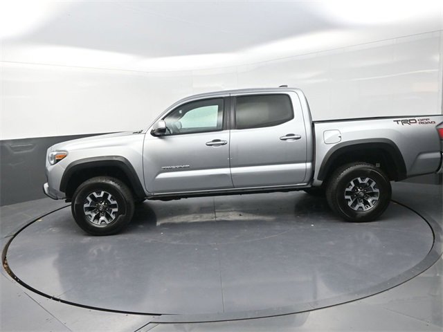 Used 2022 Toyota Tacoma TRD Off-Road image 4