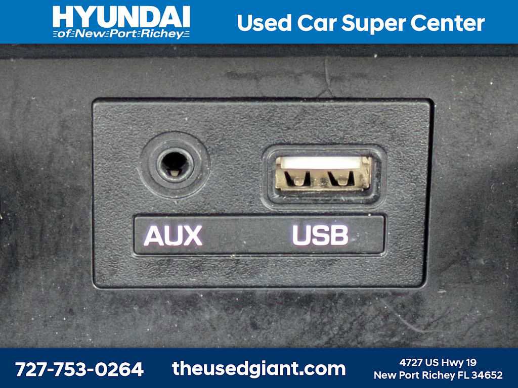 Used 2016 Hyundai Genesis 3.8 w/ Option Group 02 RWD image 26