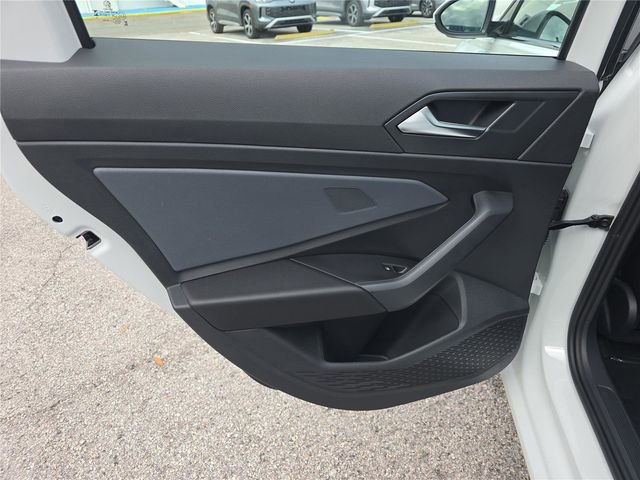 New 2026 Volkswagen Jetta SE image 9