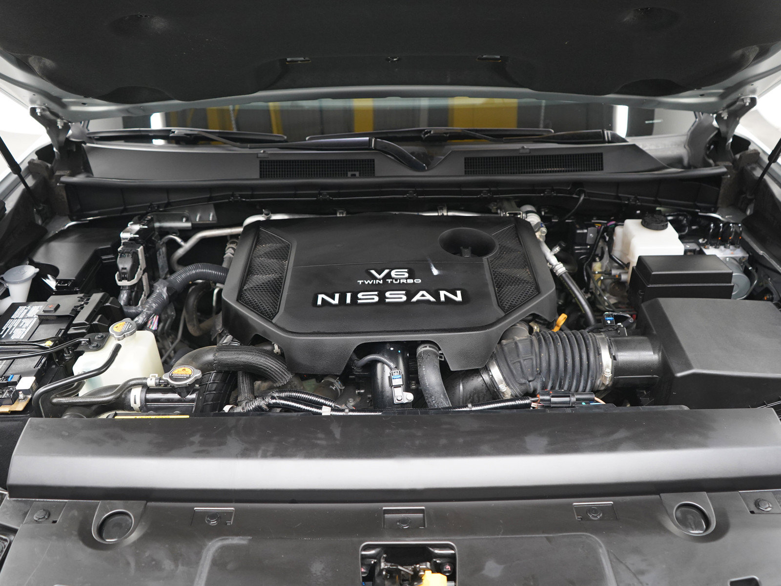 Certified 2025 Nissan Armada SL AWD/4WD image 34