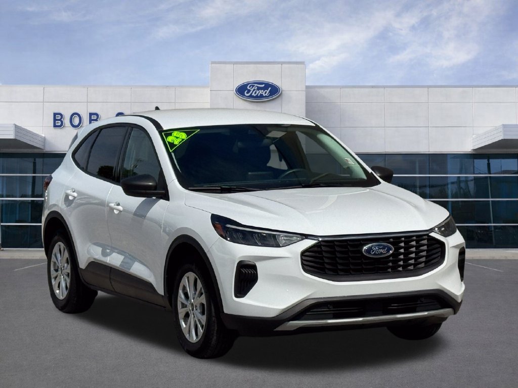 Used 2025 Ford Escape Active FWD image 2