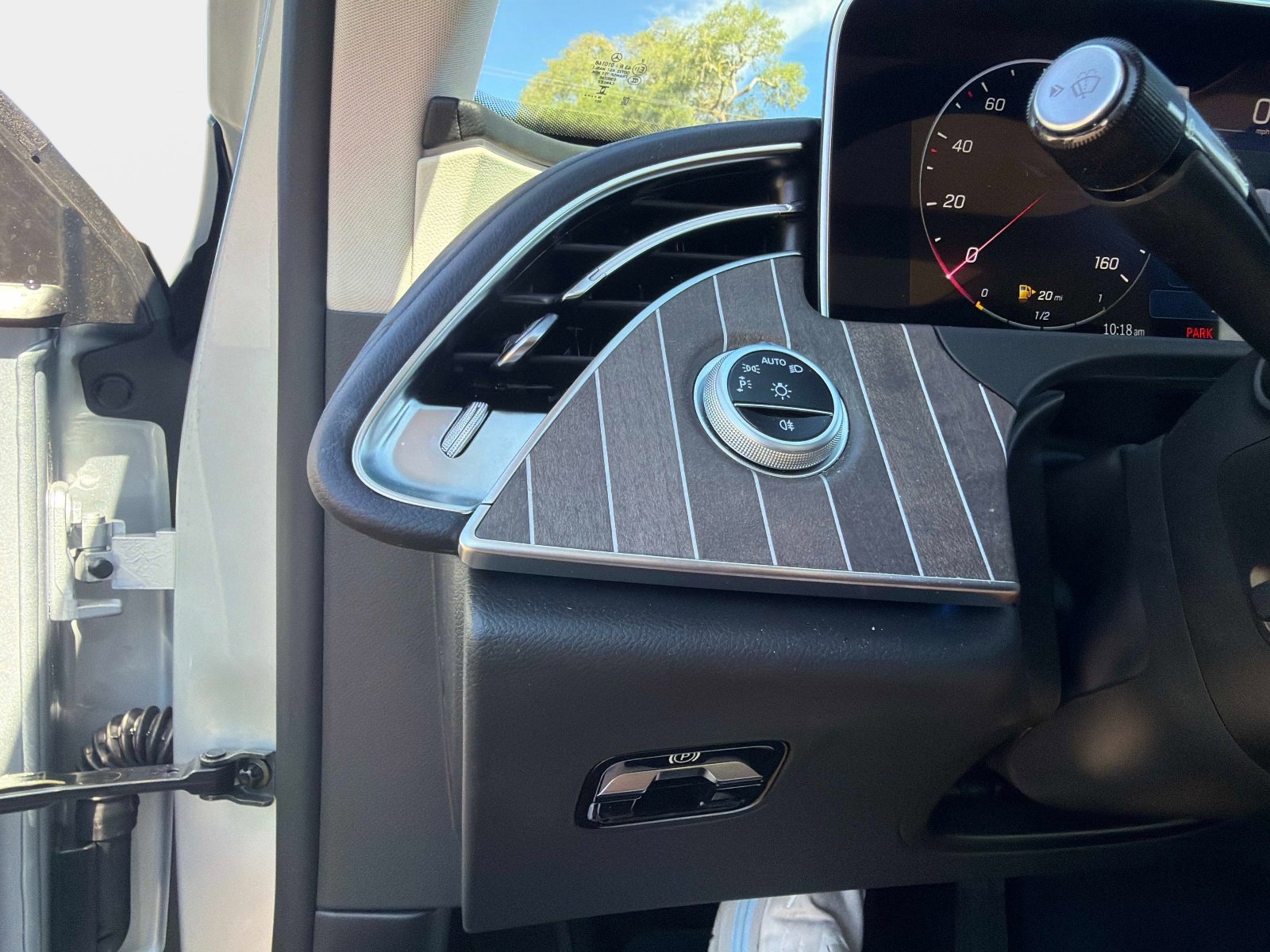 Used 2025 Mercedes-Benz E 350 4MATIC Sedan image 28