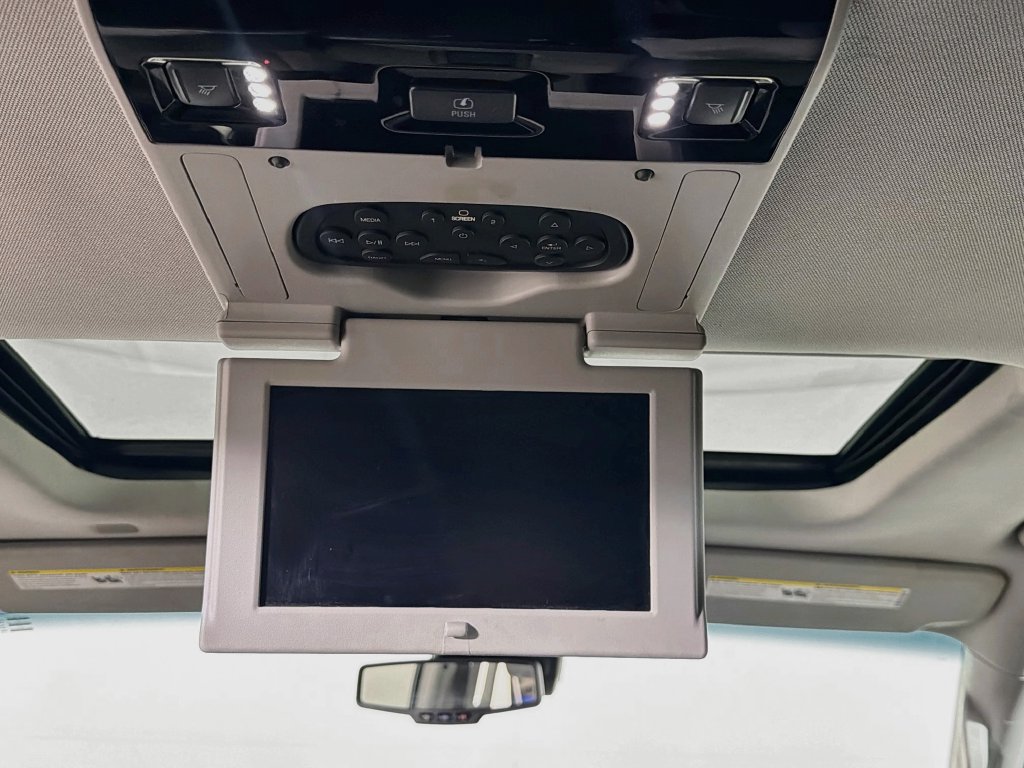 Used 2019 Chevrolet Tahoe LT AWD/4WD image 24