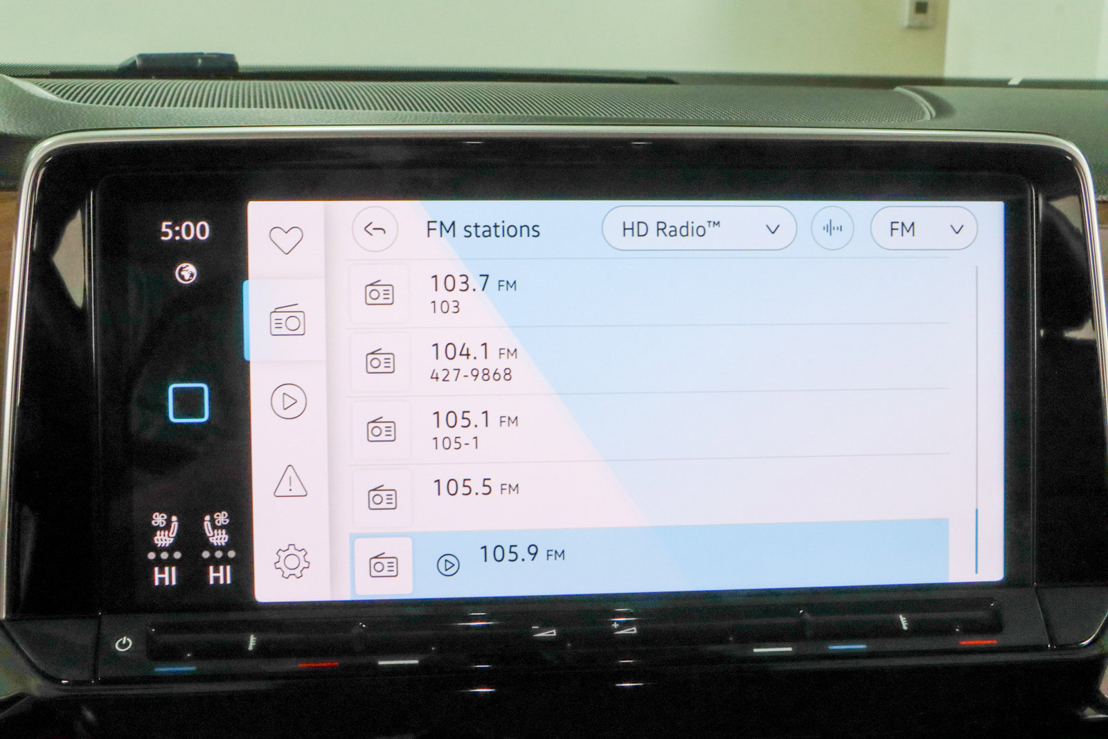 Used 2024 Volkswagen Atlas SE AWD/4WD image 19