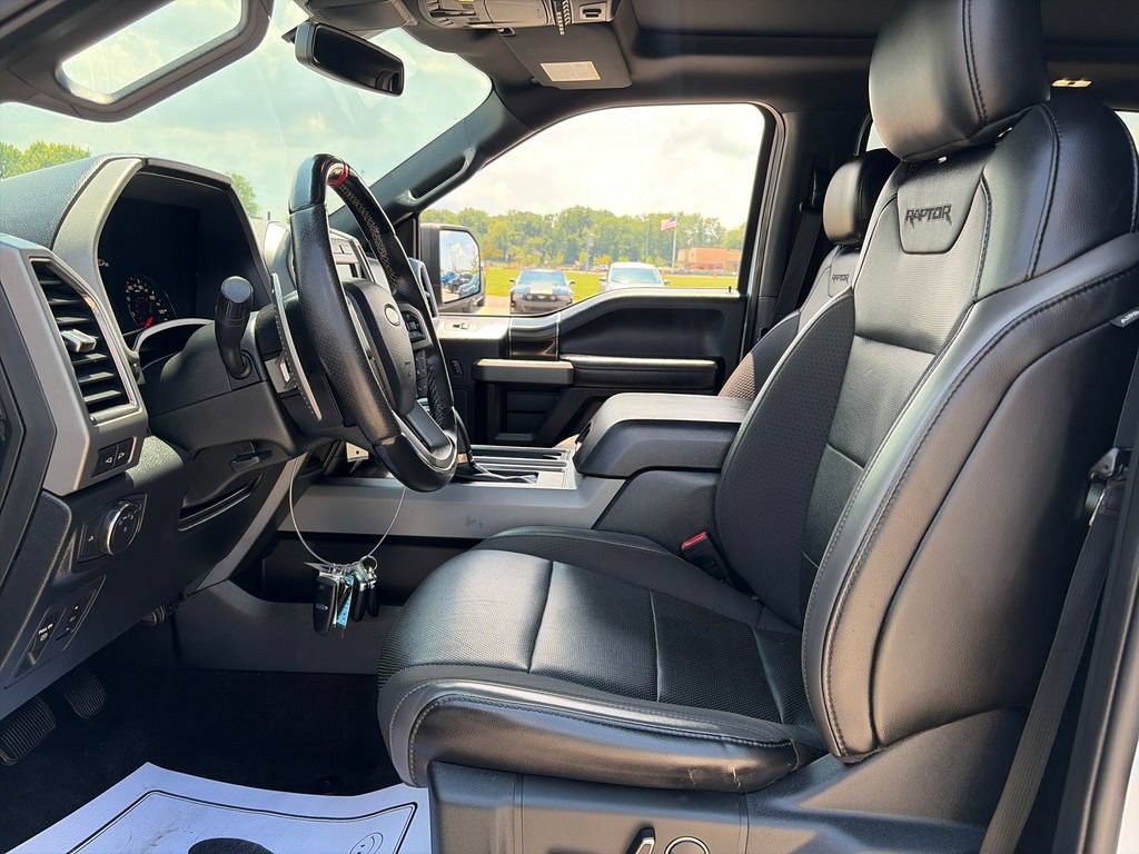 Used 2019 Ford F150 Raptor w/ Equipment Group 801A Mid AWD/4WD image 17