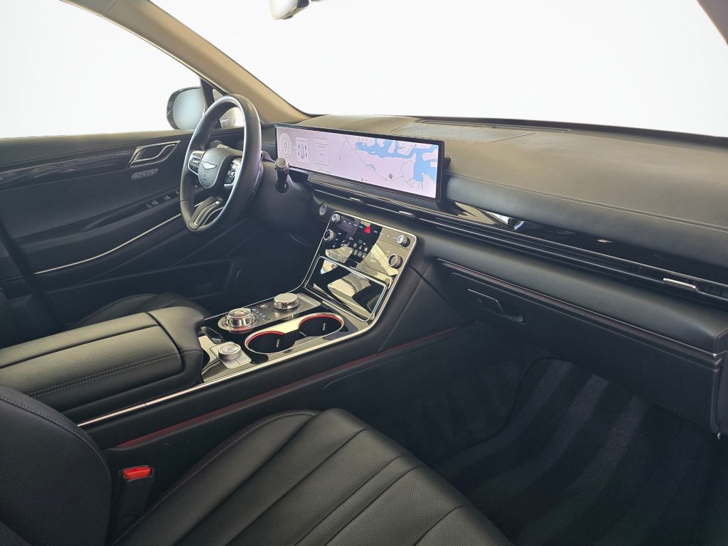 Used 2025 Genesis GV80 2.5T Standard AWD/4WD image 36