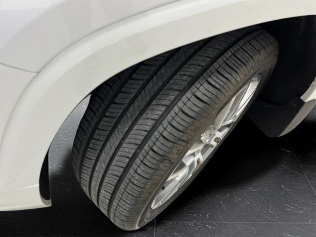 Used 2024 GMC Terrain Denali w/ Denali Premium Package image 40