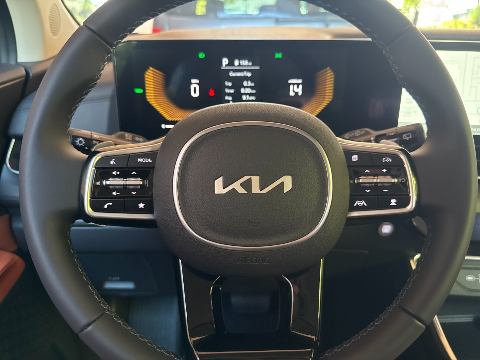 New 2026 Kia Carnival EX FWD image 25