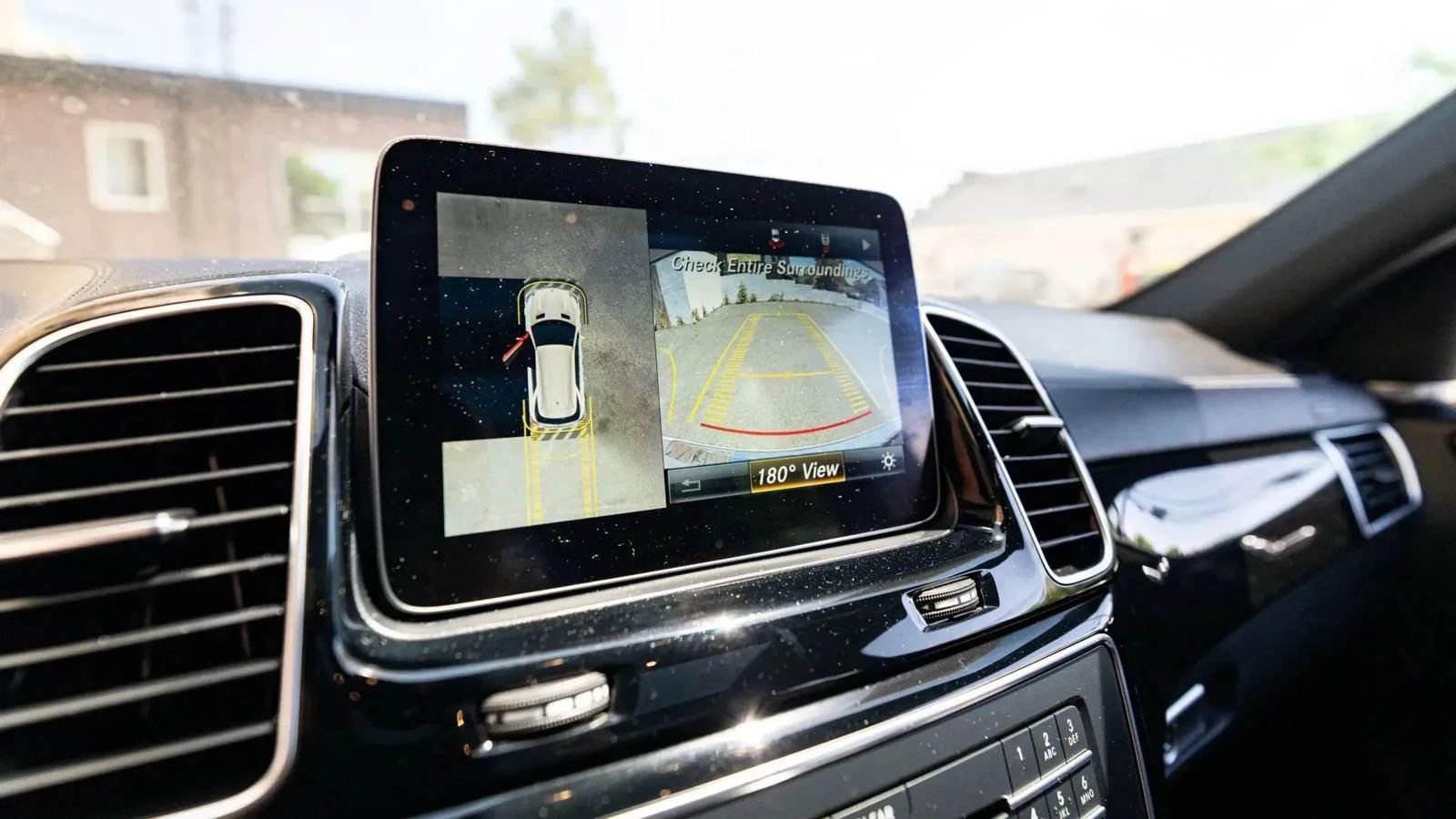 Used 2017 Mercedes-Benz GLE 43 AMG 4MATIC w/ Premium 2 Package image 35