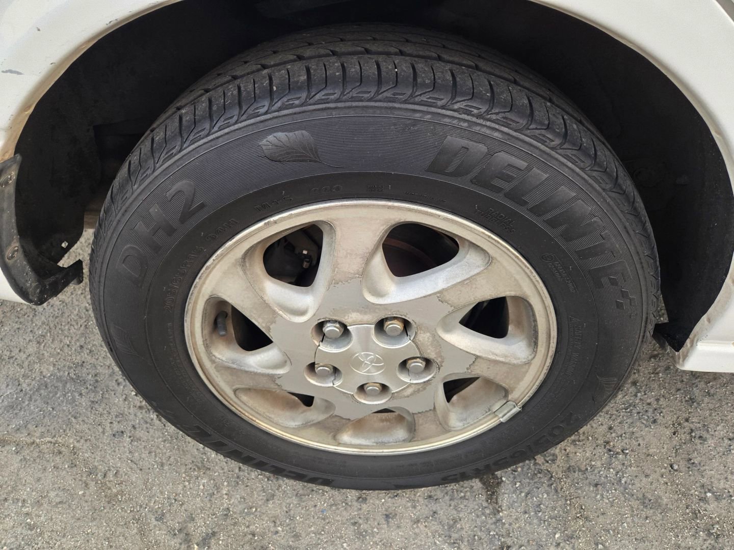 Used 1998 Toyota Camry XLE image 25