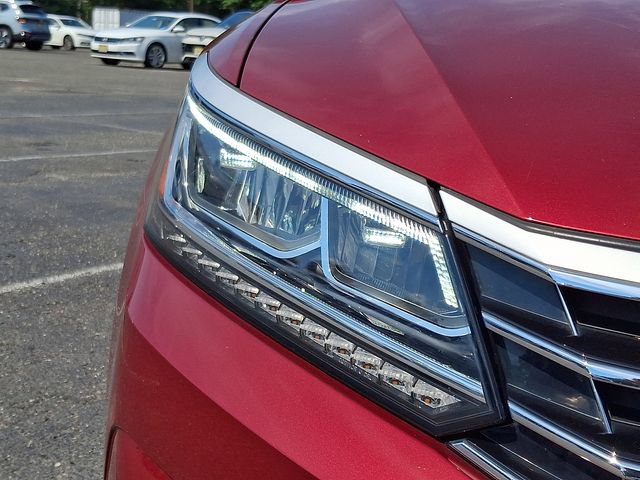 Used 2017 Volkswagen Passat 1.8T SE w/ SE Lighting Package FWD image 9