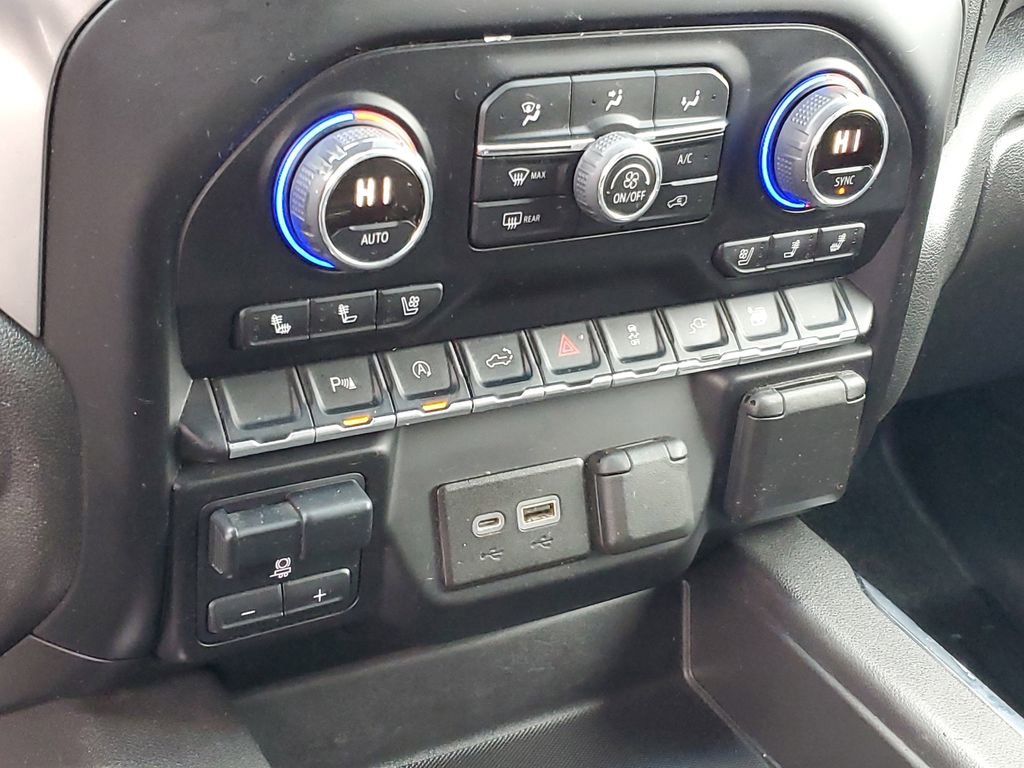 Used 2022 Chevrolet Silverado 1500 LTZ image 19