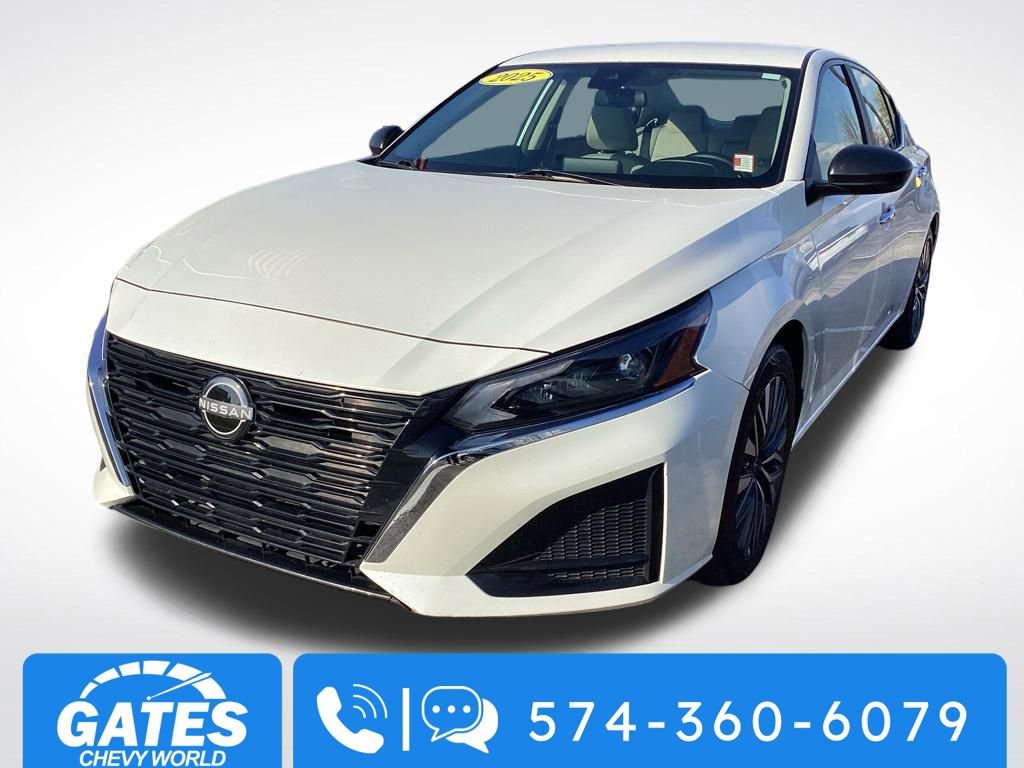 Used 2025 Nissan Altima 2.5 SV FWD image 5