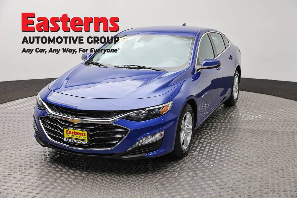 Used 2023 Chevrolet Malibu LT FWD image 1