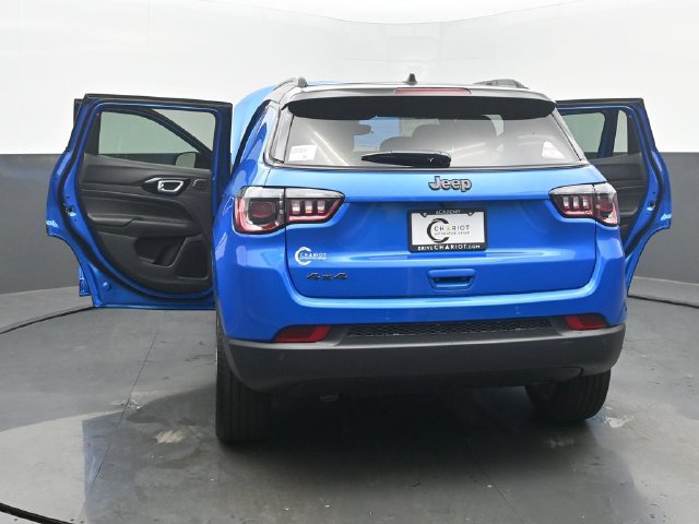 New 2026 Jeep Compass Limited w/ Sun, Sound & Navigation Group AWD/4WD image 51