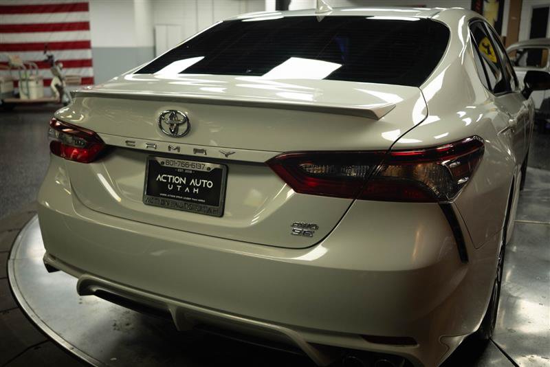 Used 2023 Toyota Camry SE w/ Cold Weather Package AWD/4WD image 6