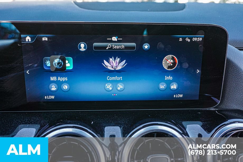 Used 2025 Mercedes-Benz GLA 250 image 35