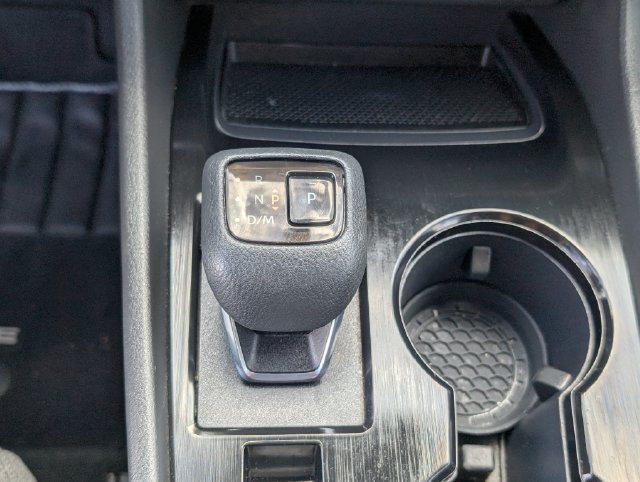 Used 2023 Nissan Rogue SV FWD image 21