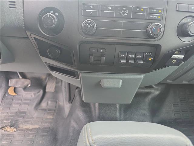 Used 2016 Ford F250 XL w/ Power Equipment Group RWD image 13