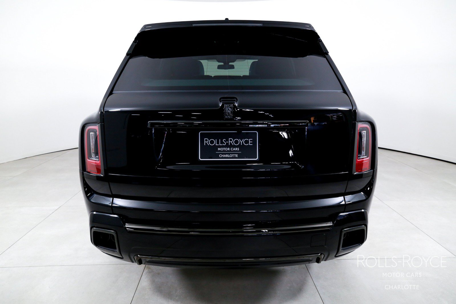 New 2027 Rolls-Royce Cullinan Black Badge AWD/4WD image 9