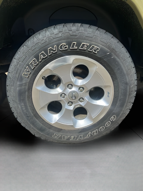 Used 2013 Jeep Wrangler Sahara w/ Dual Top Group AWD/4WD image 24