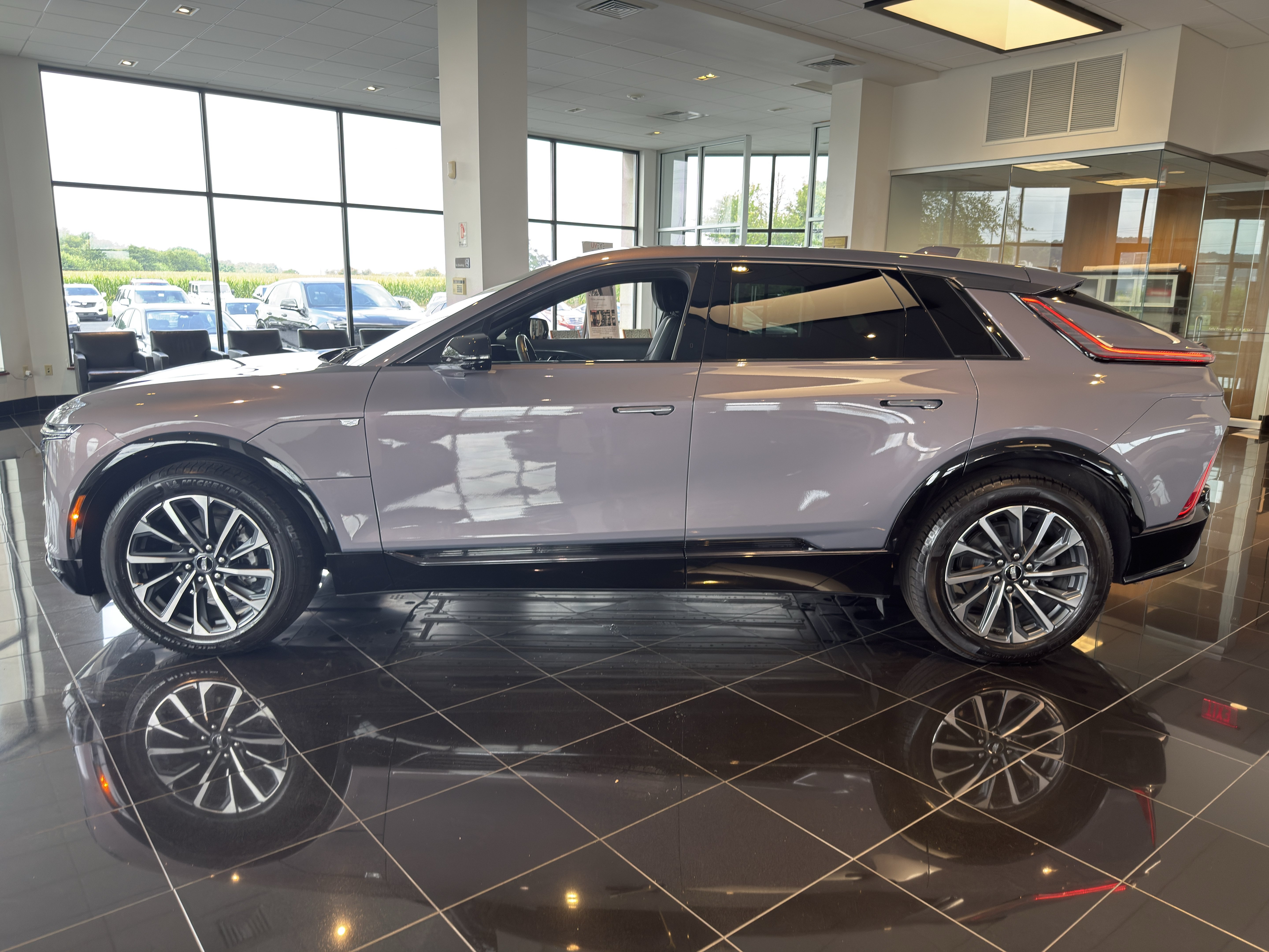 Certified 2024 Cadillac Lyriq Sport AWD/4WD video 2