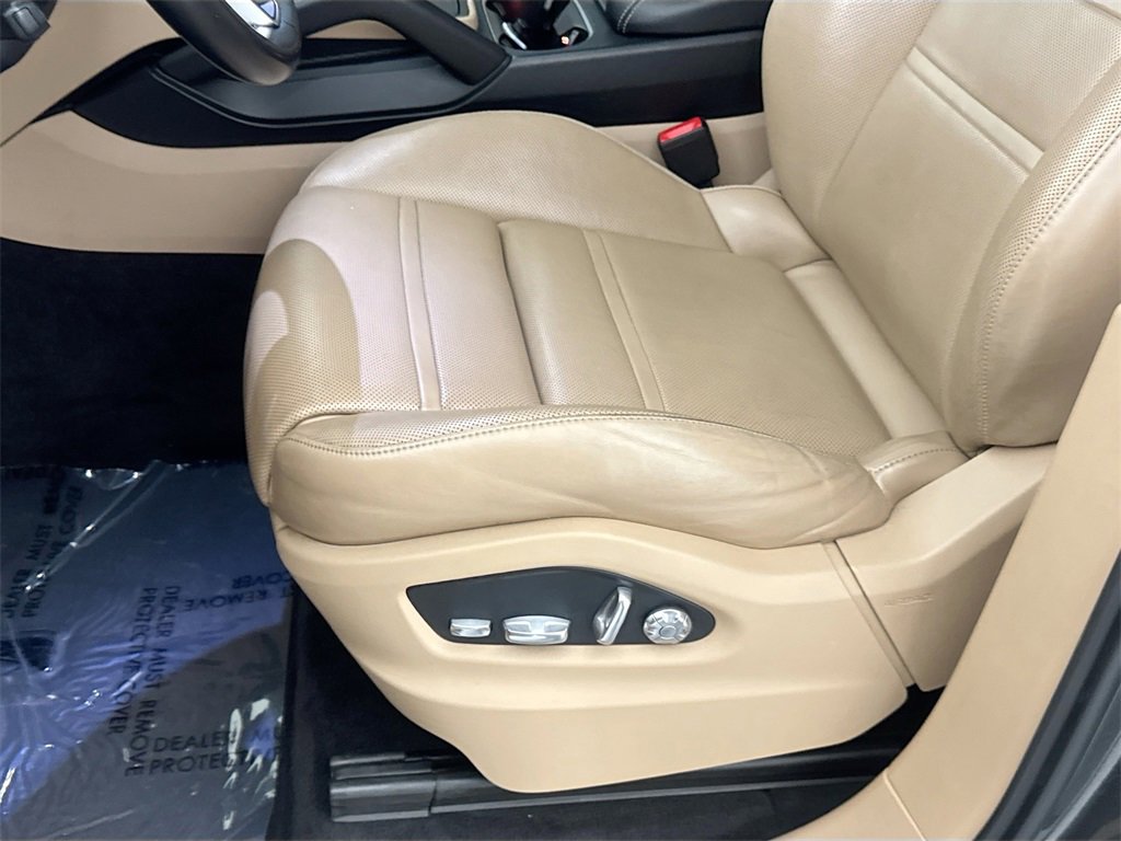 Used 2021 Porsche Cayenne GTS image 18