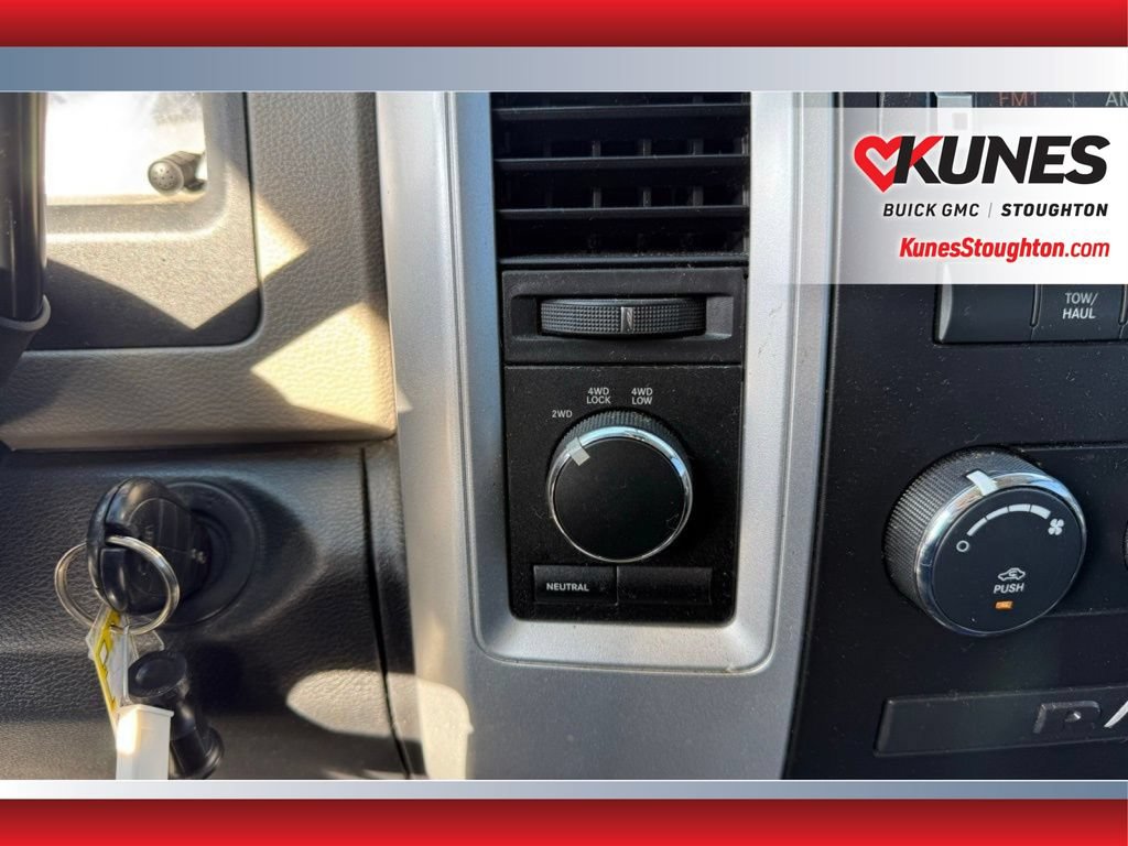 Used 2010 Dodge Ram 1500 Truck SLT AWD/4WD image 32