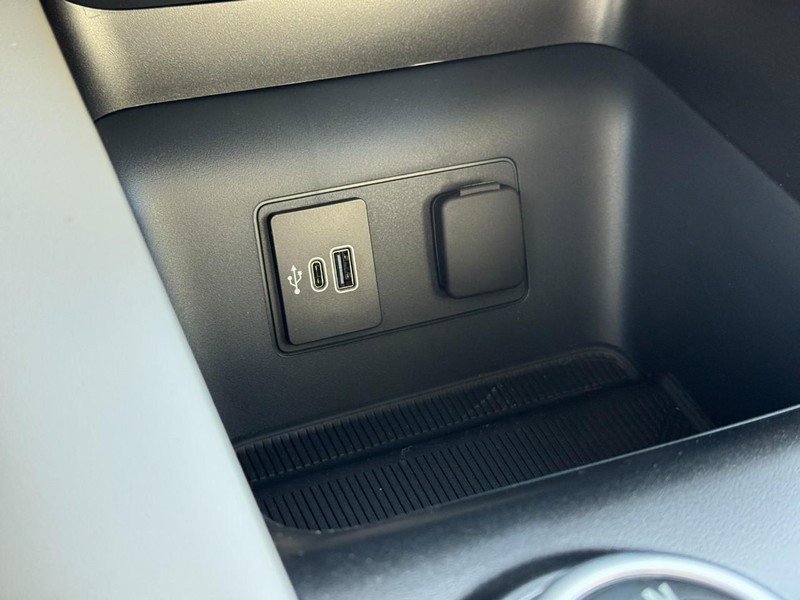 New 2026 Ford Explorer Active w/ Active Comfort Package image 17