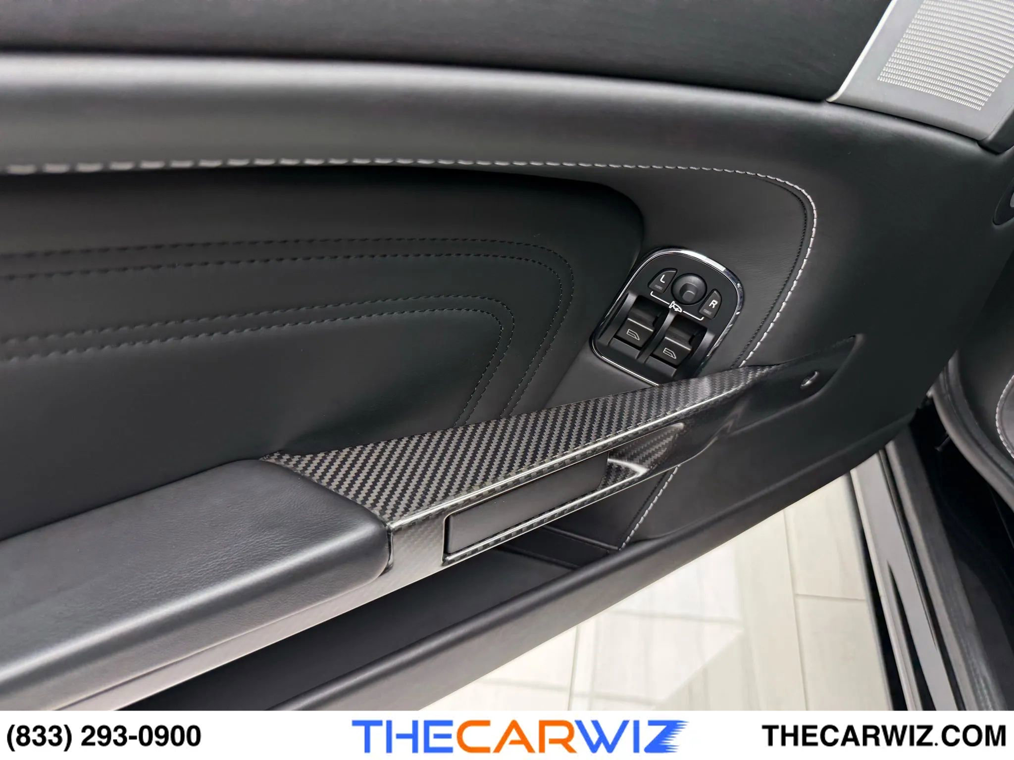 Used 2012 Aston Martin DBS Coupe image 41