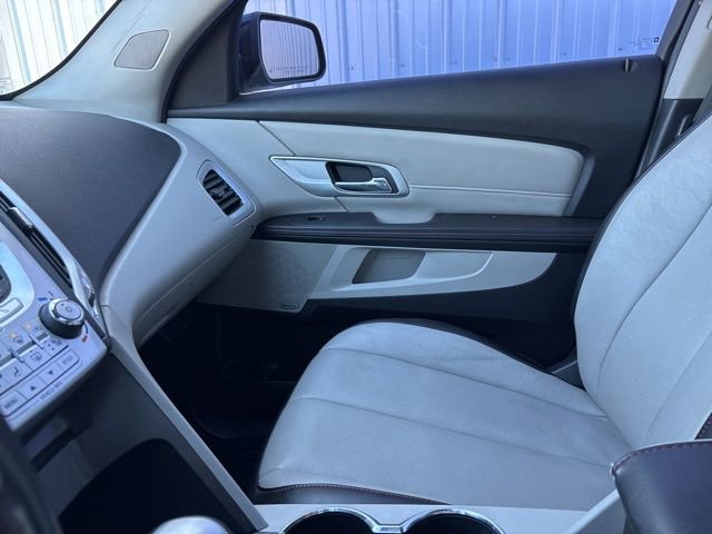 Used 2011 GMC Terrain SLT image 25