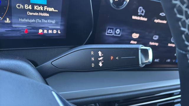 Certified 2025 Chevrolet Traverse LT image 29