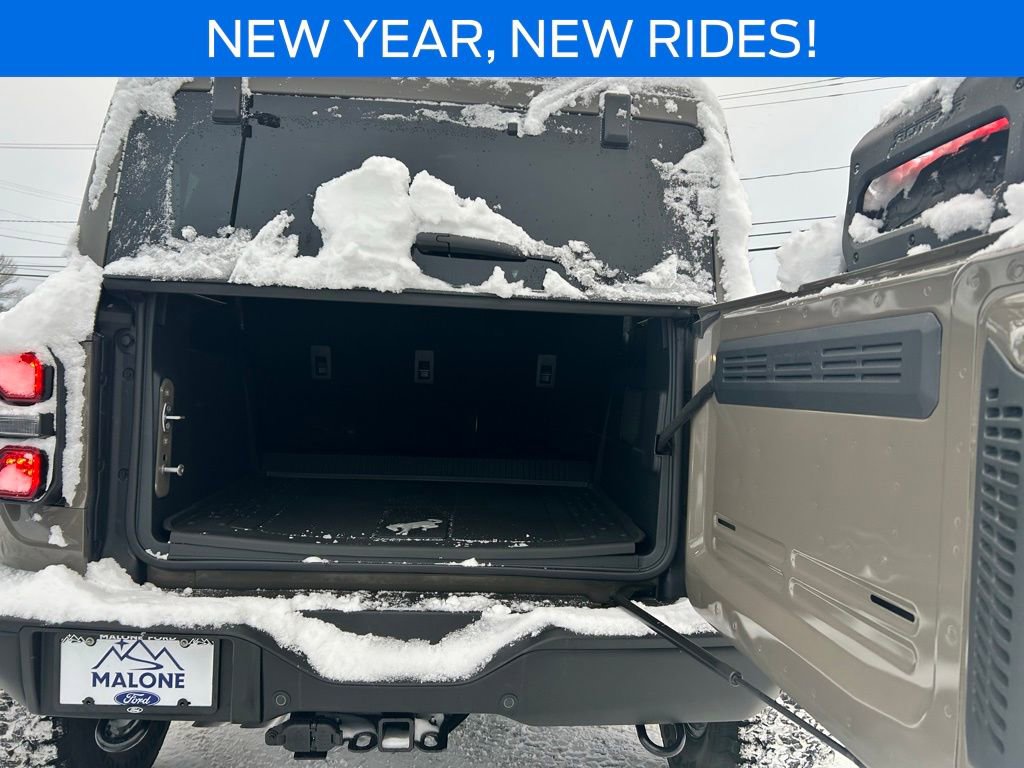 New 2025 Ford Bronco Raptor image 39