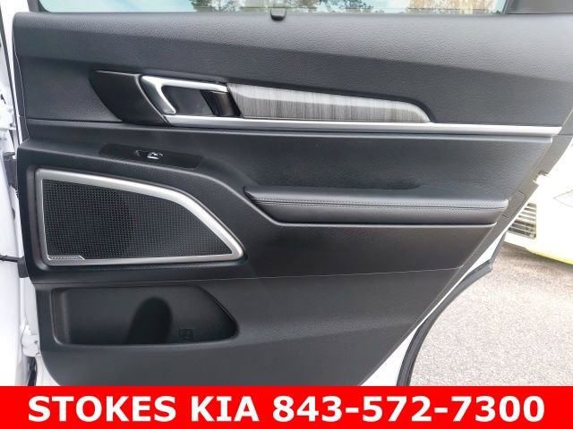Used 2023 Kia Telluride EX w/ EX Captain's Chair Package image 27