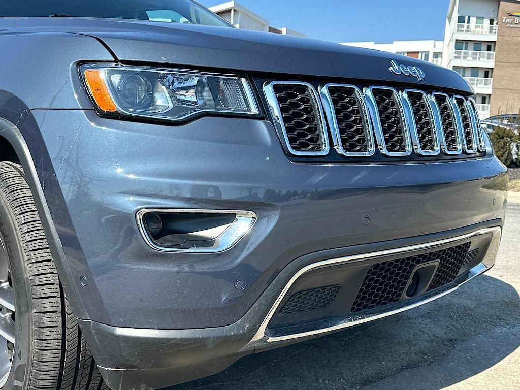 Used 2021 Jeep Grand Cherokee Limited w/ Luxury Group II image 15