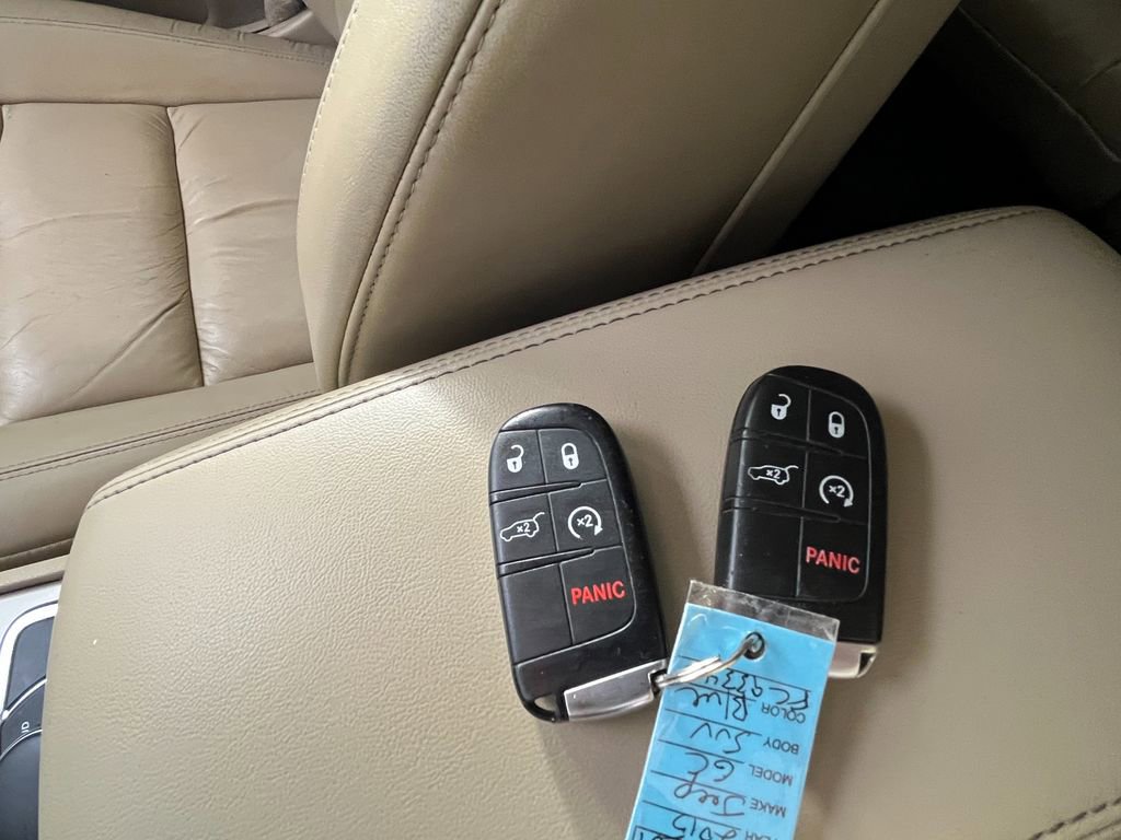 Used 2015 Jeep Grand Cherokee Limited AWD/4WD image 28