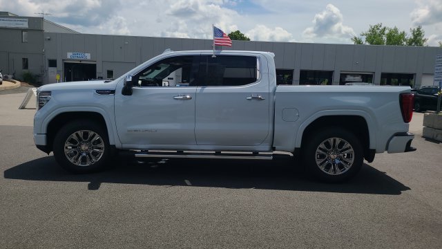 New 2026 GMC Sierra 1500 Denali w/ Technology Package AWD/4WD image 4