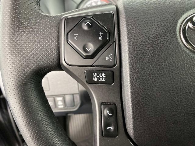 Used 2022 Toyota Tacoma TRD Sport w/ Technology Package image 16