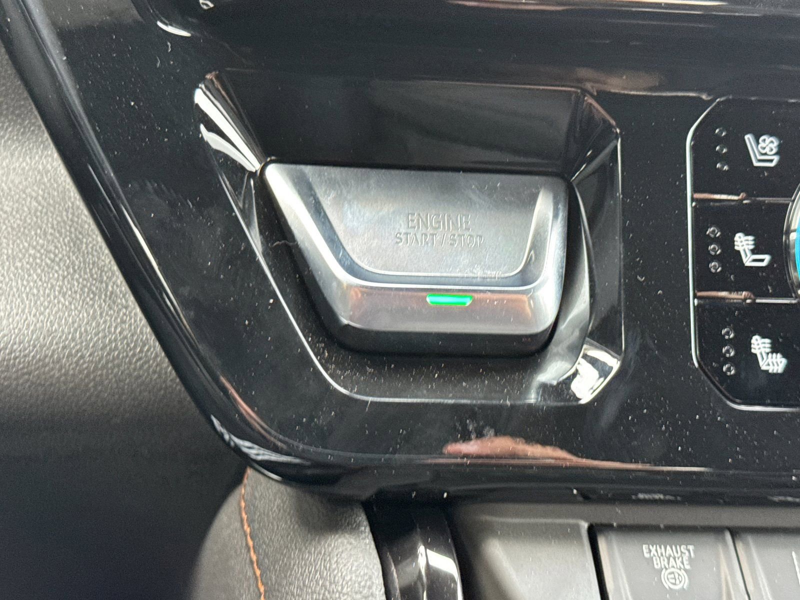 New 2026 GMC Sierra 2500 AT4 w/ Technology Package image 25