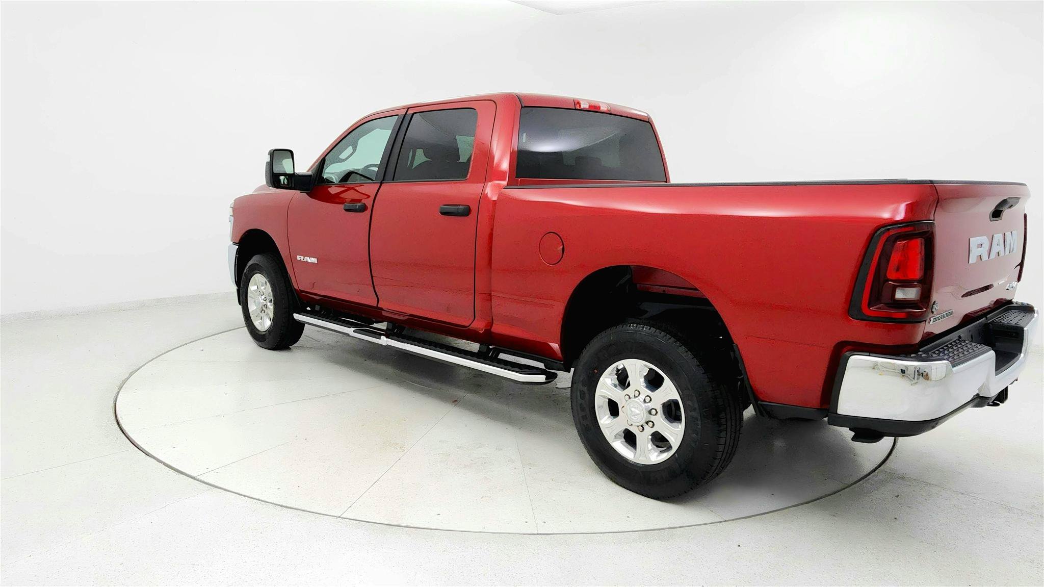 Used 2026 RAM 2500 Big Horn AWD/4WD image 3
