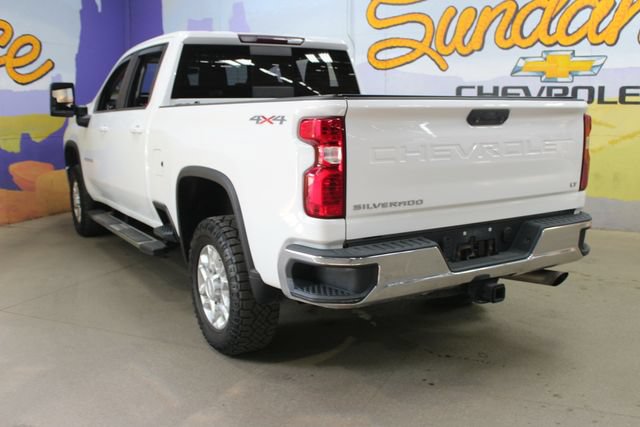 Used 2020 Chevrolet Silverado 2500 LT w/ Convenience Package AWD/4WD image 6