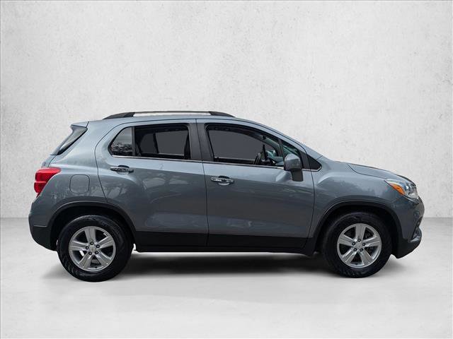 Used 2019 Chevrolet Trax LT w/ LT Convenience Package image 4